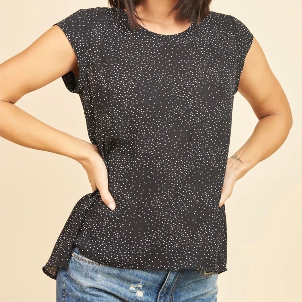 DR2 by Daniel Rainn Pale Sky /Pleated Back Blouse with Cap Sleeves/ NWT/size 3X